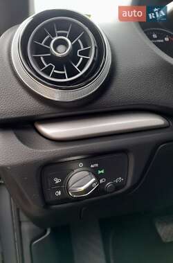 Седан Audi A3 2017 в 