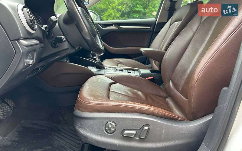 Седан Audi A3 2014 в Черновцах