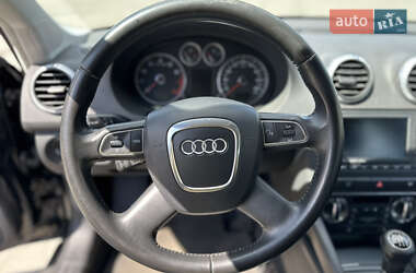 Хетчбек Audi A3 2009 в 