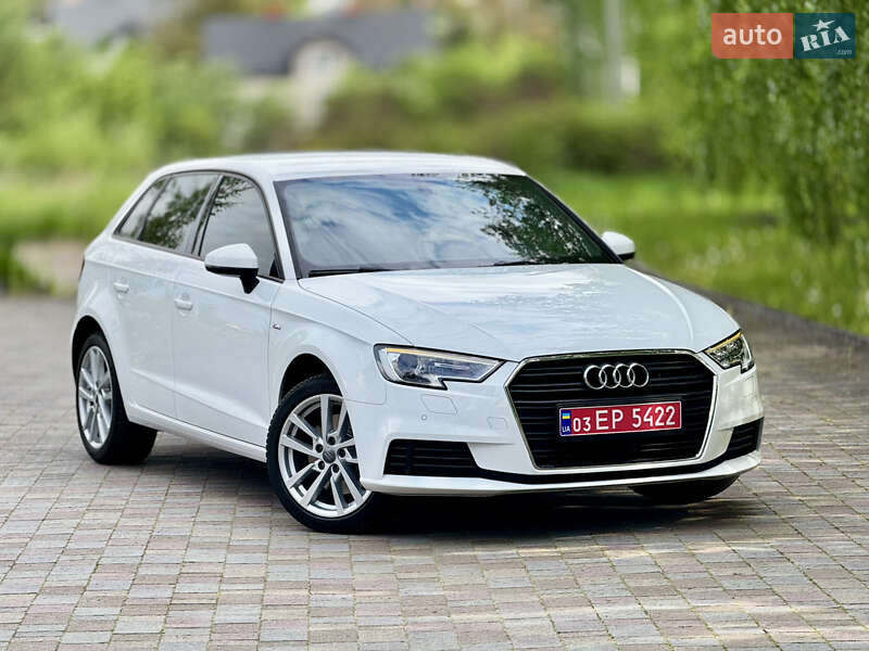 Хэтчбек Audi A3 2020 в 