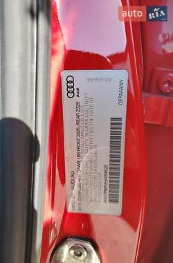 Хэтчбек Audi A3 2017 в 