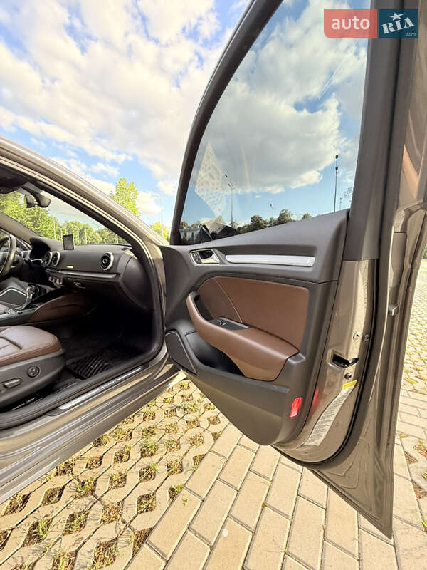 Хетчбек Audi A3 2016 в Харкові