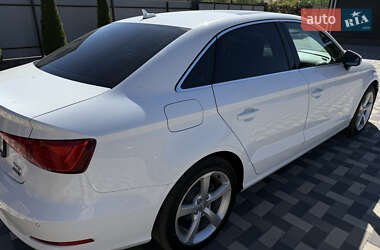 Седан Audi A3 2015 в 