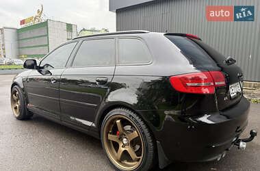 Хэтчбек Audi A3 2009 в 