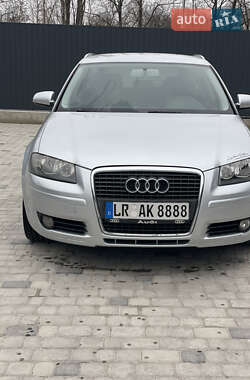 Хэтчбек Audi A3 2006 в 