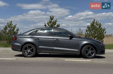 Седан Audi A3 2014 в 