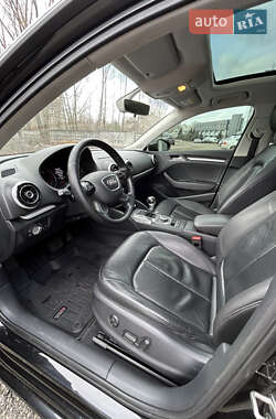 Хэтчбек Audi A3 2015 в 