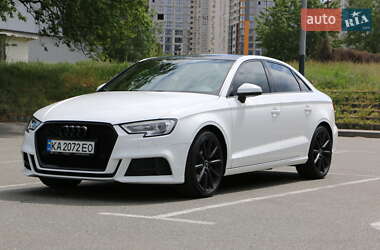 Седан Audi A3 2015 в 