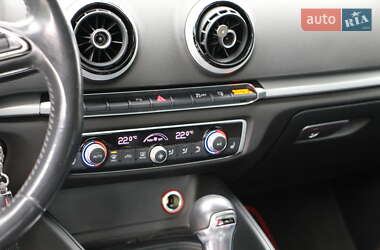 Седан Audi A3 2015 в 