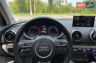 Седан Audi A3 2015 в 