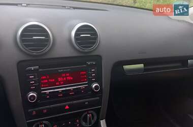 Хэтчбек Audi A3 2009 в 