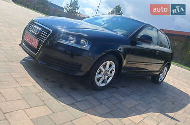 Хэтчбек Audi A3 2008 в 
