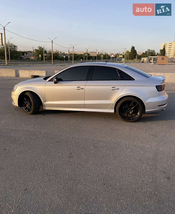 Седан Audi A3 2014 в Харькове