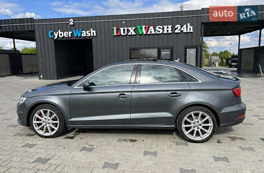 Седан Audi A3 2014 в 