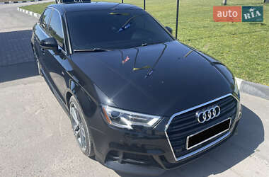 Седан Audi A3 2017 в Городку Седан Audi A3 2017 в Городку