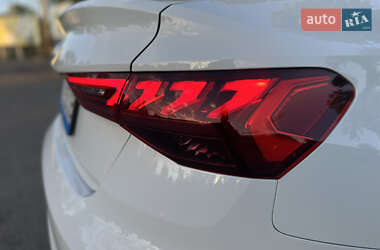 Седан Audi A3 2022 в 