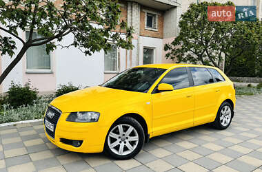 Хетчбек Audi A3 2004 в Ромнах