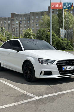 Седан Audi A3 2017 в 