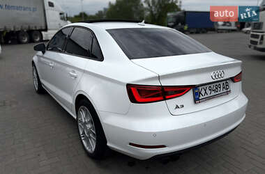 Седан Audi A3 2015 в 