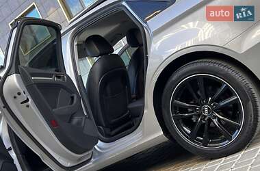 Седан Audi A3 2016 в 
