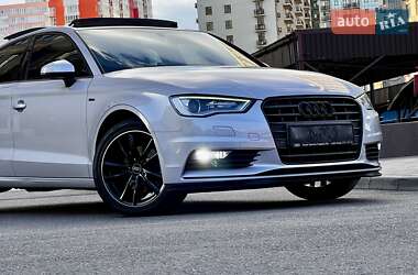 Седан Audi A3 2016 в 