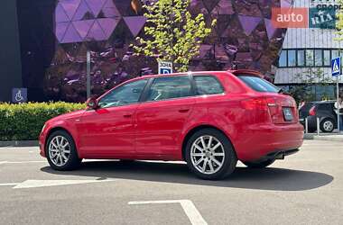 Хэтчбек Audi A3 2010 в 