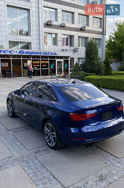 Седан Audi A3 2015 в 