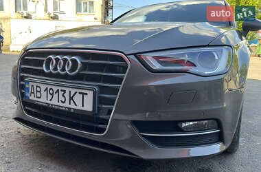 Хэтчбек Audi A3 2014 в 