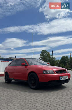 Хэтчбек Audi A3 1998 в 