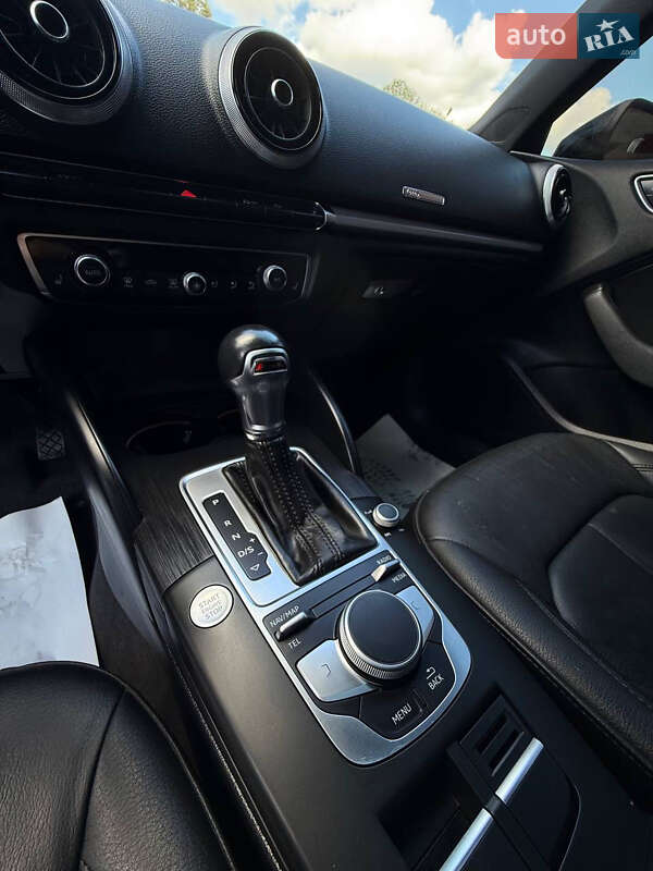 Седан Audi A3 2019 в Бурштыне