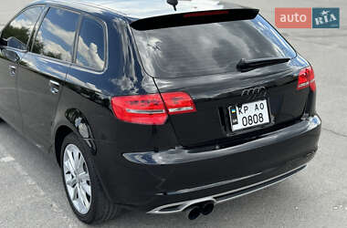 Хетчбек Audi A3 2012 в 