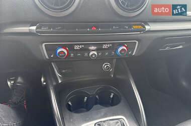 Хетчбек Audi A3 2017 в 