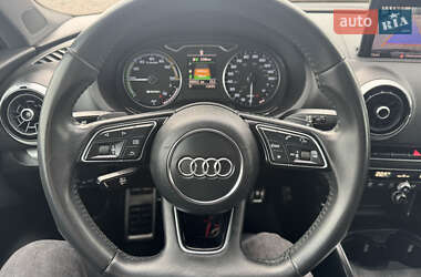 Хетчбек Audi A3 2017 в 