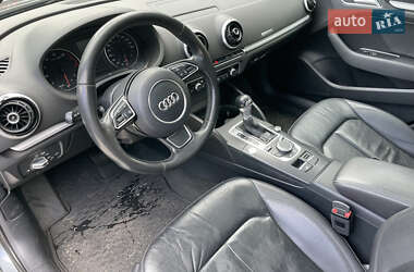 Седан Audi A3 2016 в 