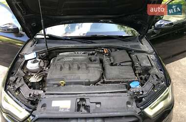 Хэтчбек Audi A3 2014 в 