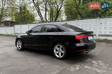 Седан Audi A3 2016 в 