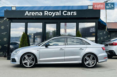 Седан Audi A3 2016 в 