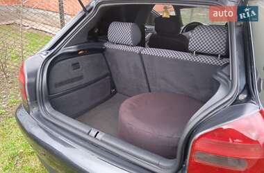 Хетчбек Audi A3 1999 в 