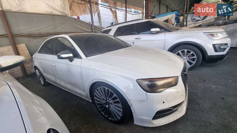 Седан Audi A3 2014 в Львове