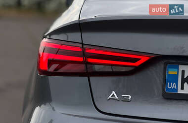 Седан Audi A3 2019 в 