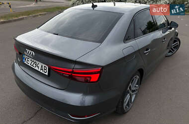 Седан Audi A3 2019 в 