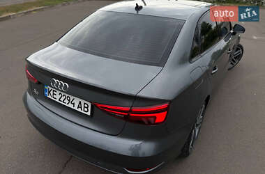 Седан Audi A3 2019 в 