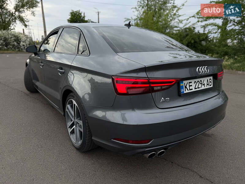 Седан Audi A3 2019 в Кривом Роге