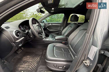Седан Audi A3 2019 в 