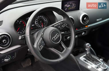 Седан Audi A3 2019 в 