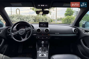 Седан Audi A3 2019 в 