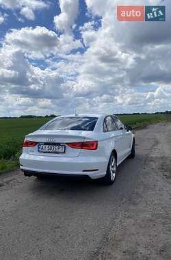 Седан Audi A3 2014 в 