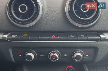 Хэтчбек Audi A3 2016 в 