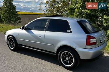 Хэтчбек Audi A3 1998 в 
