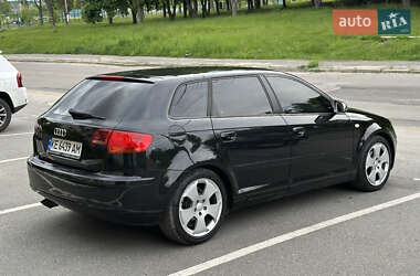 Хетчбек Audi A3 2004 в 